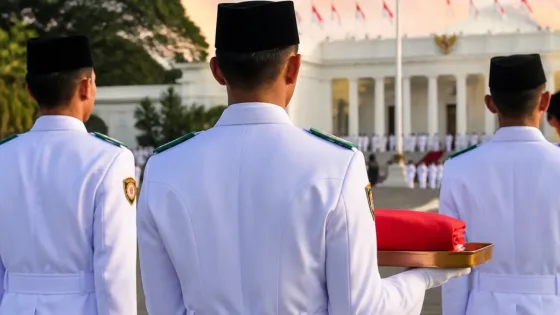 Putri Jayapura Membawa Baki di Istana: Kebanggaan dan Tanggung Jawab Paskibraka