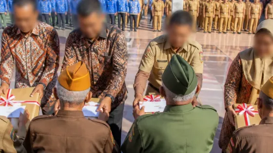 Sekretariat DPRD Kalsel Salurkan Bantuan untuk Veteran pada Peringatan HUT ke-81 RI
