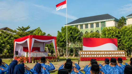 UINSU Medan Gelar Upacara HUT ke-81: Satyalancana, Zikir Kebangsaan, dan Peringatan Tantangan AI