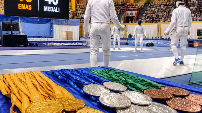 Banjarmasin Jadi Juara Umum Kejurprov Anggar Kalsel 2026 dengan 15 Emas