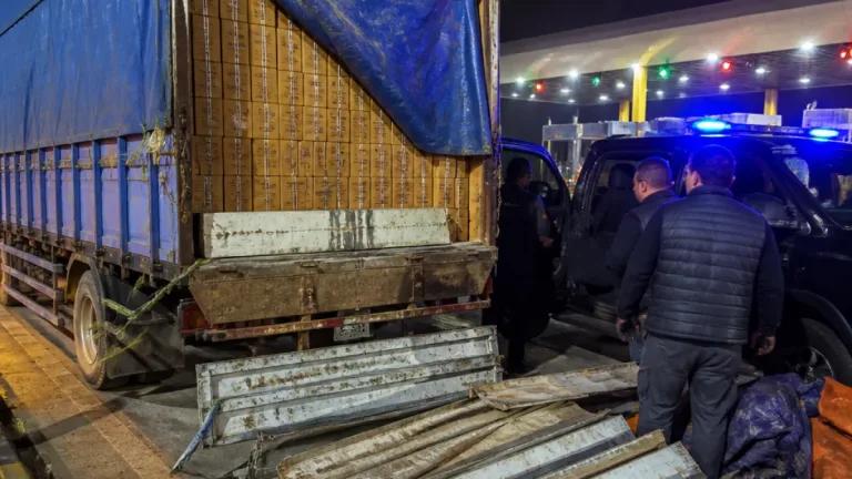 Bea Cukai Gagalkan Peredaran 3,28 Juta Batang Rokok Ilegal di Semarang