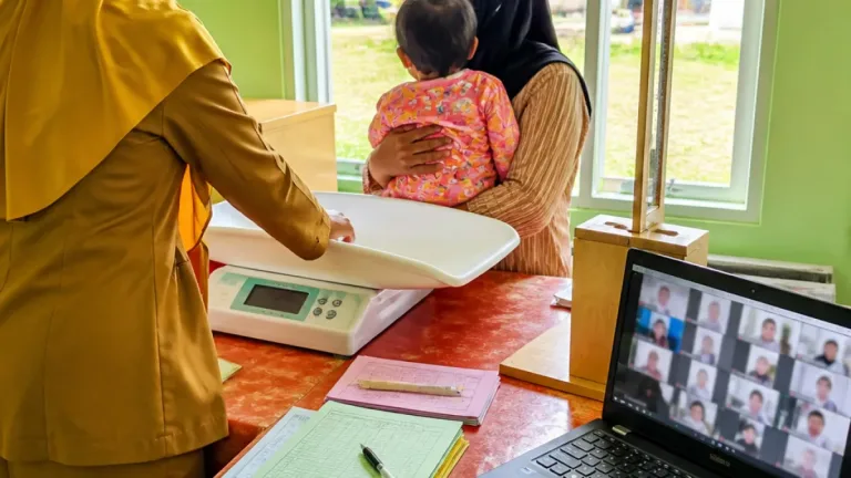 DKPPKB Sulbar Perkuat Pendampingan Gerakan Penimbangan Serentak di Mamuju Tengah