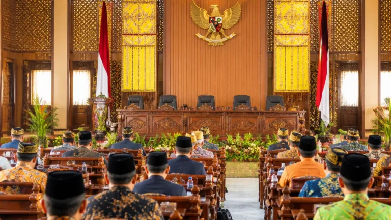 DPRD Kalsel Tegaskan Komitmen Pembangunan Banua pada Paripurna Hari Jadi ke-76