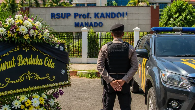 Kabid Humas Polda Sulut Kombes Pol Steidy Raranta Meninggal Dunia di RSUP Prof. Kandou
