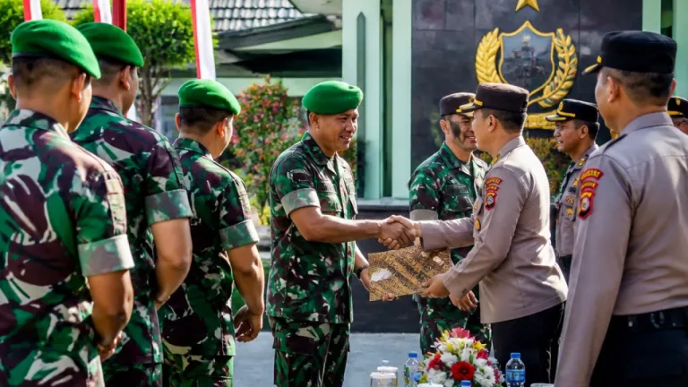 Kapolres dan Dandim Tegaskan Penguatan Sinergitas TNI-Polri di Gianyar