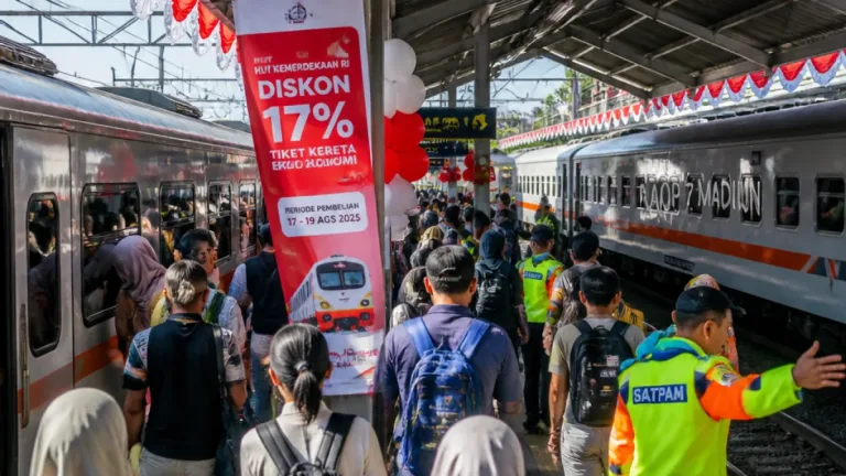 Lonjakan Penumpang Kereta Selama Libur HUT, KAI Daop 7 Catat 42.996 Perjalanan di Madiun