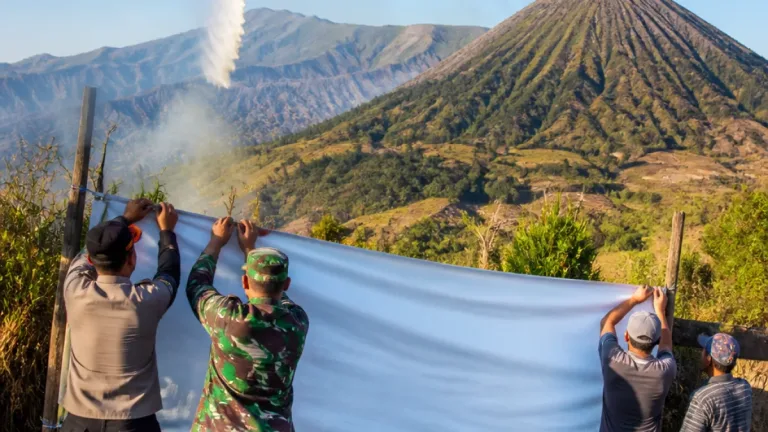 Menhut Minta Peran Aktif Masyarakat Cegah Karhutla saat Puncak Kemarau di Jatim
