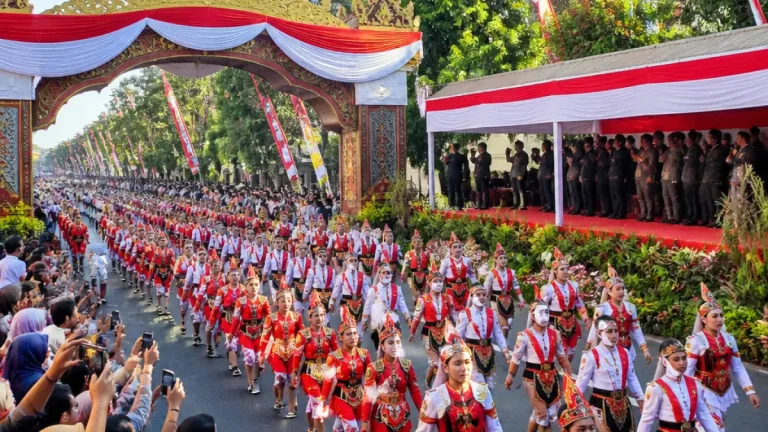 Mojokerto Gelar Lomba Gerak Jalan Merah Putih Libatkan 120 Regu Pelajar