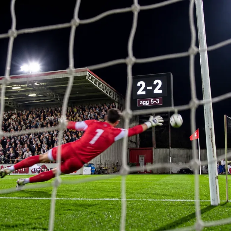 Ajax Lolos ke Play-off Liga Conference usai Imbang 2-2 di Dublin, Paes Starter