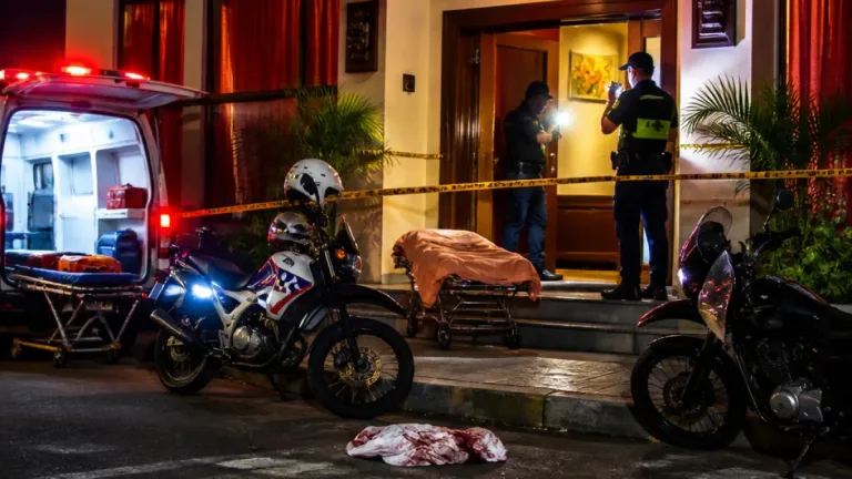 Pemilik Hotel di Lubuklinggau Dibacok Diduga Oleh Preman, Polisi Masih Memburu