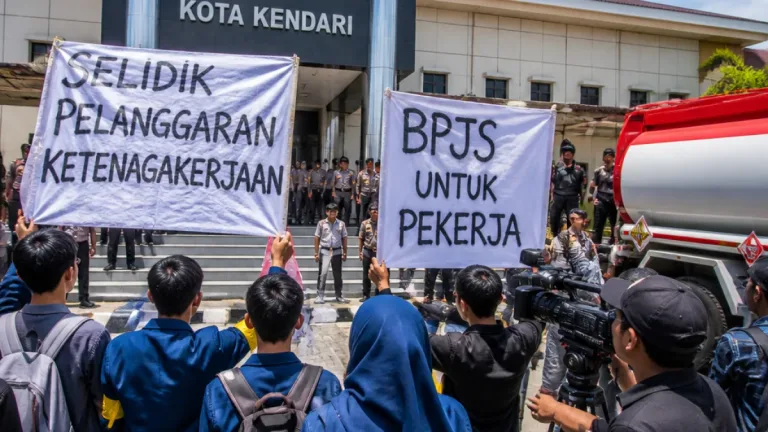 Pemuda dan Mahasiswa Desak DPRD Kendari Selidiki Dugaan Pelanggaran Ketenagakerjaan PT PPBB