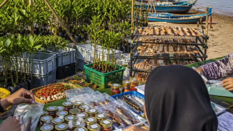 Pengembangan Produk Bandeng dan Mangrove Dorong Penguatan UMKM di Karawang