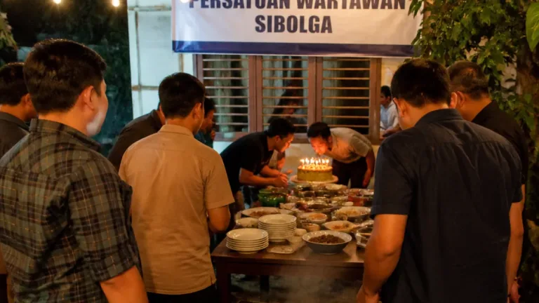Pengurus IWO Sibolga-Tapteng Gelar Syukuran HUT ke-14 di Perumahan Elok, Pandan