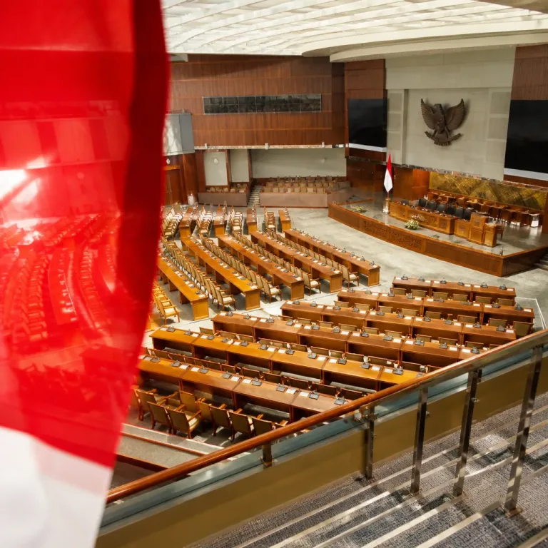 DPR Sepakati Ambang Parlemen 5% untuk Pemilu 2029, Tantangan bagi Partai Baru
