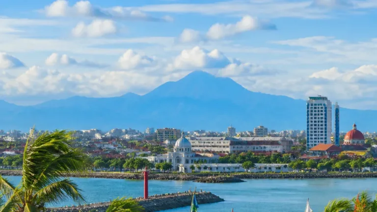 Prakiraan Cuaca Semarang: Cerah hingga Berawan, Suhu 23–33°C pada 14 Agustus 2026