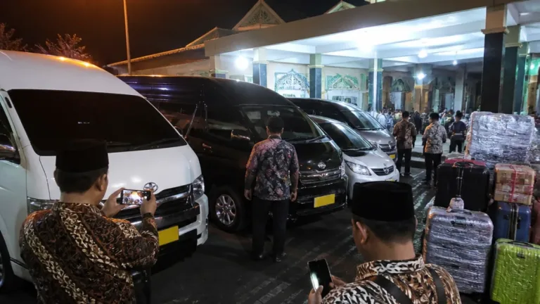 Ratusan Ulama di Surabaya Desak Evaluasi dan Dorong Wacana Pemakzulan Wapres Gibran