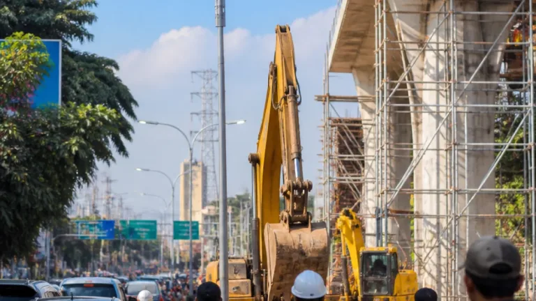 Tanggapi Kritik Gapura, Pemprov Jabar dan Pemkot Depok Siapkan Flyover, Underpass, dan Perbaikan Jalan