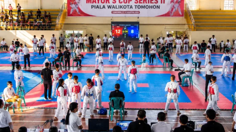 Tomohon Gelar Walikota Cup Series II: 468 Atlet Taekwondo Berlaga di GOR Babe Palar