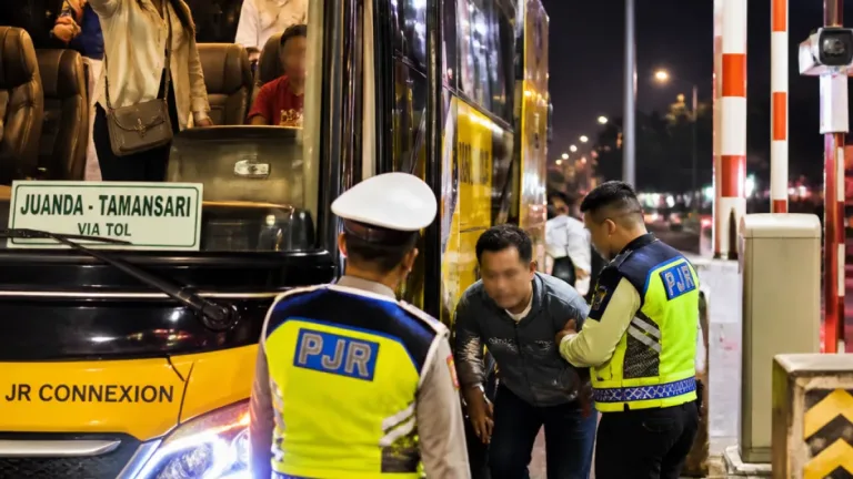 Viral Video Dugaan Pelecehan di Bus JR Connexion, Penumpang Diamankan di Bogor