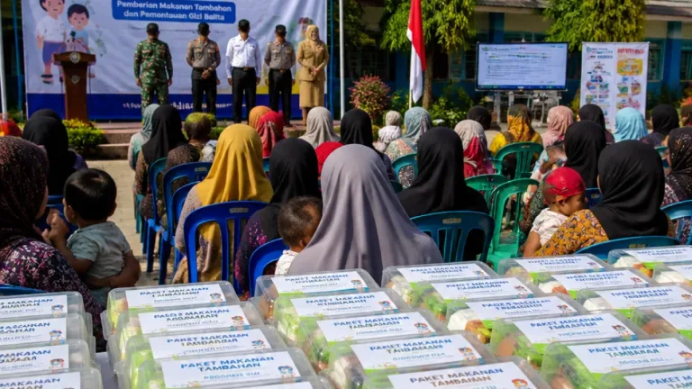 Wali Kota Sorong Tekankan Aksi Nyata untuk Turunkan Stunting di Kelurahan Pal Putih