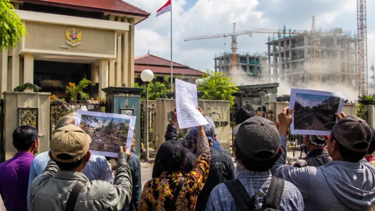 Warga Gombel Lama Keluhkan Dampak Pembangunan Pakuwon Mall, DPRD Semarang Janji Cek Lapangan