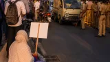Mumbai sees arrival of Maratha quota activist Manoj Jarange amid hunger strike and police restrictions