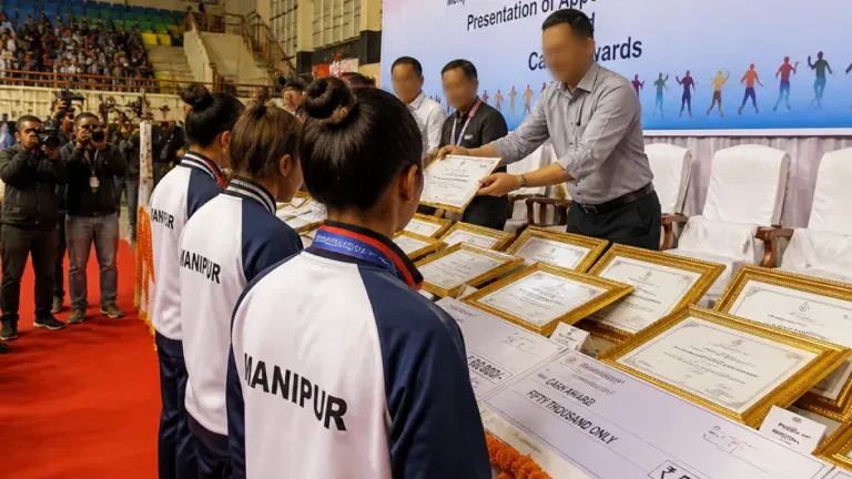 CM felicitates Mirabai Chanu, other Glasgow medallists; hands jobs to 71 National Games gold winners