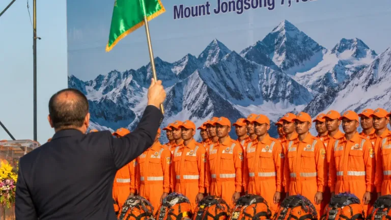 Sikkim CM flags off NDRF 'Shikhar' expedition to 7,462m Mount Jongsong