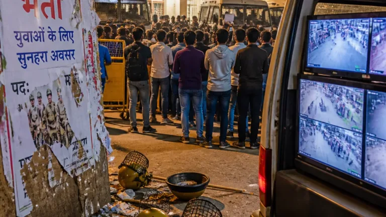 Three FIRs name 39, accuse over 900 unnamed after clashes between police and job aspirants in Giridih, Hazaribag