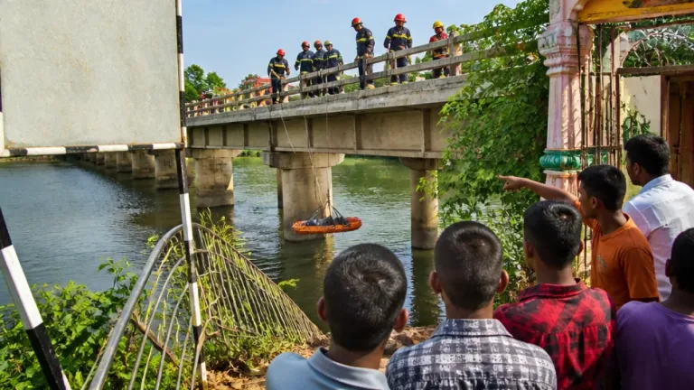 Woman Plunges About 70 Feet Into Tel River Near Belgaon; Rescued, Taken to Health Centre