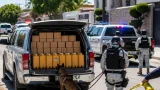 Aseguran 208 litros de metanfetamina líquida y detienen a un hombre en La Paz