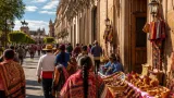Morelia recibe a más de 4 mil artesanos en la edición 25 del Desfile del Día del Artesano