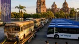 Morelia reemplazará 280 camiones viejos por 160 unidades híbridas y pondrá en marcha el Morebús