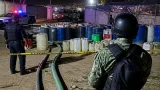 Pachuca: Aseguran más de 20 mil litros de huachicol en inmueble de Santiago Tlapacoya
