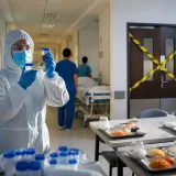 Confirma Salud brote de salmonela en el Hospital General: 135 médicos afectados, 41 hospitalizados