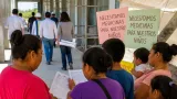 Sheinbaum supervisa en Chetumal obras hospitalarias y escucha reclamos por medicamentos