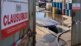 Tizayuca: clausuran predio tras hallar mini refinería y denuncias por descargas al drenaje
