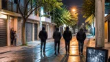 Vecinos de León exigen seguridad tras video de jóvenes que emergen de una coladera en Guanajuato
