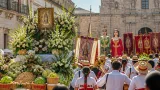 Zamora rinde homenaje a la Virgen de la Concha entre flores, música y productos de la tierra