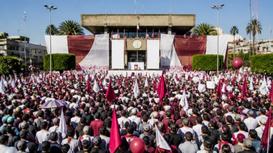 Carlos Avilés se registra en Nezahualcoyotl para coordinar la defensa de la transformación