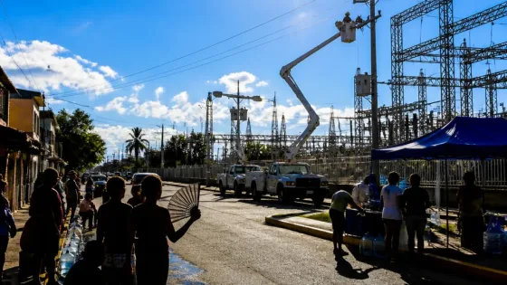 Cuatro días de apagones en La Paz dejan a miles sin energía y servicios intermitentes
