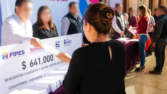 Cuauhtemoc: Gobierno estatal entrega 14 financiamientos por 641 mil pesos a emprendedores