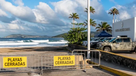 Manzanillo cierra playas y activa puestos de comando por la llegada del huracán Trudy