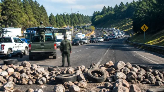 Toluca: bloqueo en La Marquesa cierra México‑Toluca por conflicto territorial en Ocoyoacac
