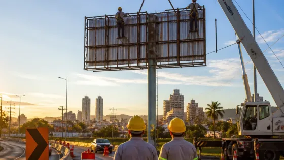 Zapopan refuerza operativos contra espectaculares: 37 retirados y más acciones los fines de semana