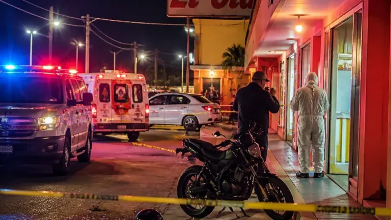 Ataque a balazos en hotel de Ciudad Obregon deja a dos personas lesionadas; agresor huyó en motocicleta