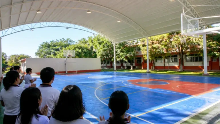 Cancún: entregan domo de 510 m² para más de 500 estudiantes en secundaria técnica