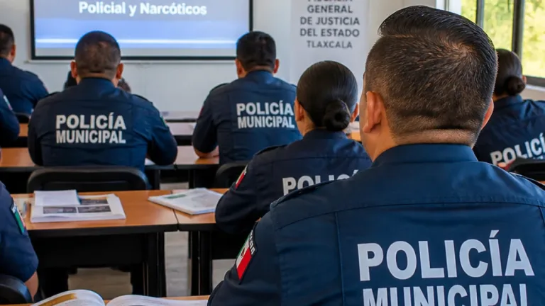 Capacitan elementos de Seguridad Pública de Tlaxcala en protocolos y narcóticos