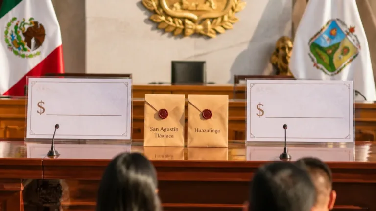 Congreso de Hidalgo entrega más de 17.7 mdp del FAIS a Tlaxiaca y Huazalingo