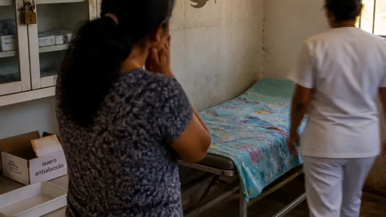 En Durango, muerte de niño en Topia reaviva alarma por falta de suero antialacrán